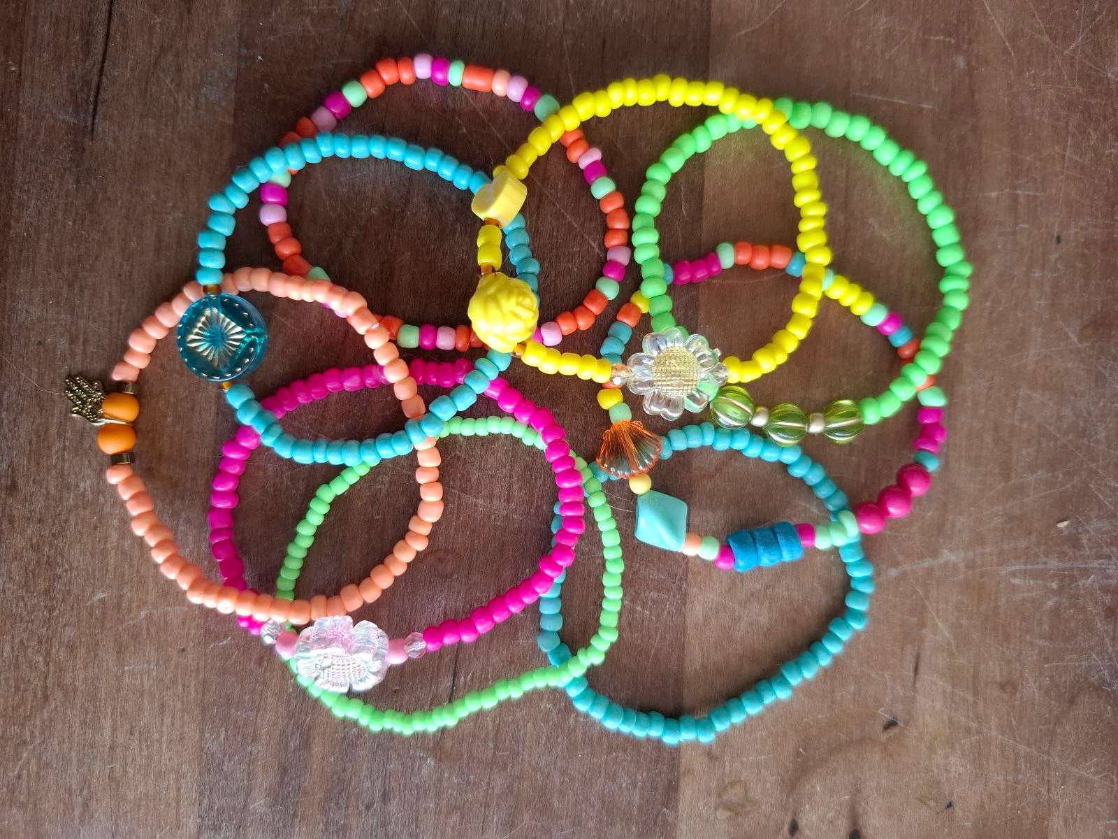 Juego de pulseras alegres – photo 2